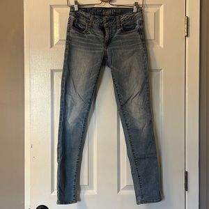 American Eagle Low Rise Size 2 Jegging
